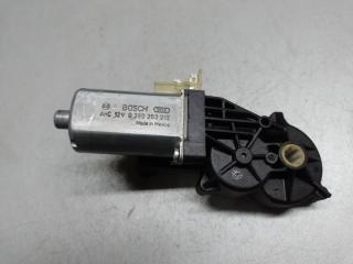 Моторчик регулировки сиденья передний правый MERCEDES GL-CLASS X164 06-12 M273923 4.7L