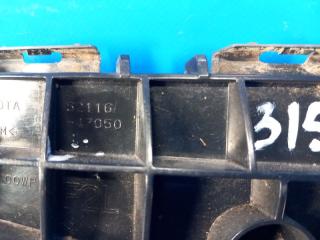 Кронштейн переднего бампера левый PRIUS 16- 2016 1.8 2ZRFXE