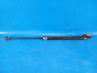 Амортизатор крышки багажника левый TOYOTA PRIUS 16- 2016