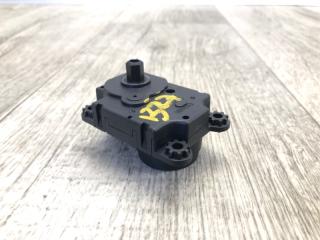 Моторчик заслонки печки NISSAN QASHQAI/ROGUE SPORT 14- 2020