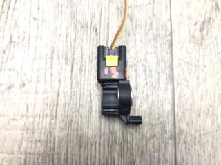 Датчик удара задний правый NISSAN QASHQAI/ROGUE SPORT 14- J11 2.0L MR20DD