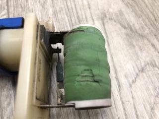 Резистор вентилятора радиатора 500L (330) 12-17 2013 HATCHBACK 1.4 16V TURBO