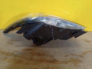 Фара правая PRIUS - 30 09-17