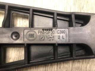 Кронштейн ручки двери задний левый 500L (330) 12-17 2013 HATCHBACK 1.4 16V TURBO