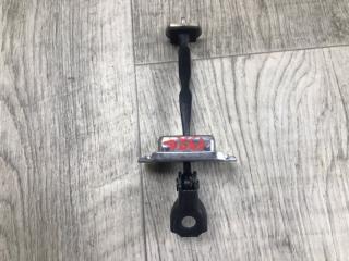 Ограничитель двери передний правый QASHQAI/ROGUE SPORT 14- 2020 J11 2.0L MR20DD