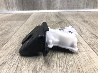 Замок крышки багажника QASHQAI/ROGUE SPORT 14- 2020 J11 2.0L MR20DD