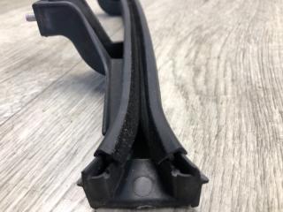 Направляющая стекла двери задняя левая 500L (330) 12-17 2013 HATCHBACK 1.4 16V TURBO