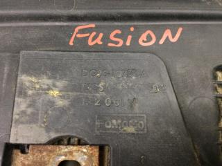 Полка аккумулятора FORD FUSION 14- SEDAN C20HDTX