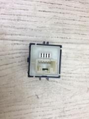 Кнопка открытия двери передняя правая CAMRY 70 17- 2018 GSV70 2.5 A25AFKS