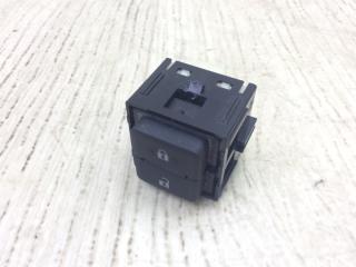 Кнопка открытия двери передняя правая TOYOTA CAMRY 70 17- GSV70 2.5 A25AFKS