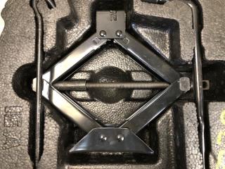 Ящик инструментальный FORTE/CERATO TD 08-13 2009 TD 2.0 G4KD