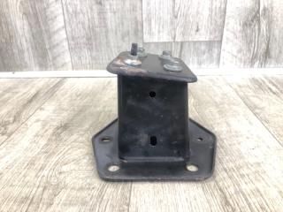 Кронштейн усилителя заднего бампера левый INFINITI Q50 15-20 SEDAN 2.0T M274