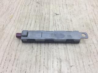 Усилитель антенны левый TIGUAN 08-17 2011 5N 2.0 CCTA