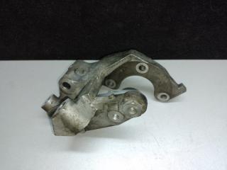 Кронштейн насоса ГУР OUTLANDER XL 05-13 2006 CW 3.0 6B31