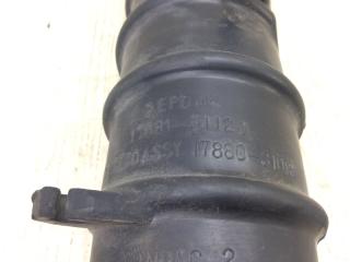 Патрубок воздушного фильтра IS250/350 05-13