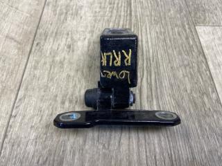 Петля двери нижняя задняя левая Q50 15-20 2016 SEDAN 2.0T M274