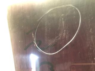 Стекло двери переднее левое PRIUS - 30 09-17 2010 ZVW30