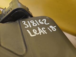 Фара правая LEAF 18-