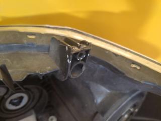 Фара правая AURIS 06-12