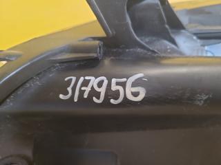 Фара правая AURIS 06-12