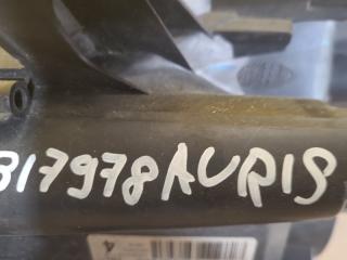 Фара правая AURIS 06-12