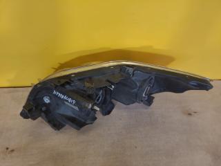 Фара правая AURIS 06-12