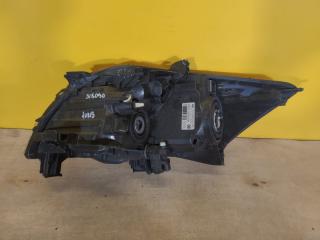 Фара правая AURIS 06-12