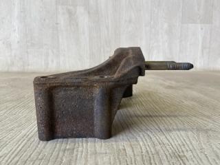 Кронштейн двигателя CARISMA 95-04 1.8 GDI