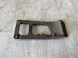 Кронштейн двигателя MITSUBISHI CARISMA 95-04 Б/У Кронштейн двигателя MITSUBISHI CARISMA 95-04