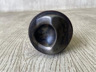 Шатун CARISMA 95-04 1.8 GDI