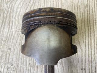 Шатун CARISMA 95-04 1.8 GDI