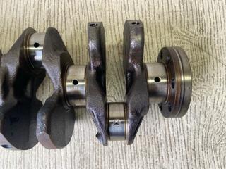 Коленвал CARISMA 95-04 1.8 GDI