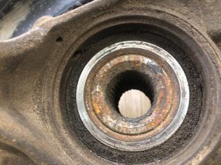 Кулак поворотный передний правый ODYSSEY 05-10