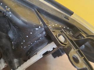 Фара правая RAV4 05-12