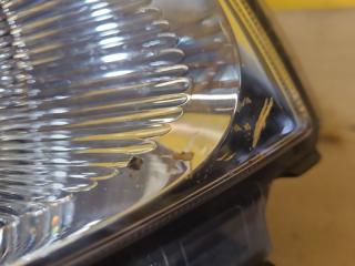 Фара правая AURIS 06-12