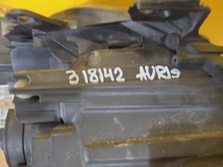 Фара левая AURIS 06-12