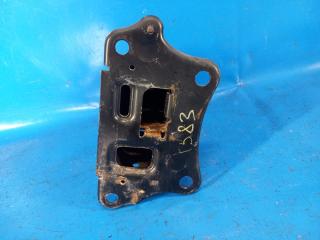 Кронштейн усилителя переднего бампера правый IS250/350 05-13 2009 GSE21L 3.5 2GR-FSE