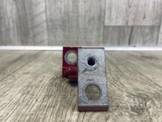 Петля двери передняя правая JETTA USA 10-17