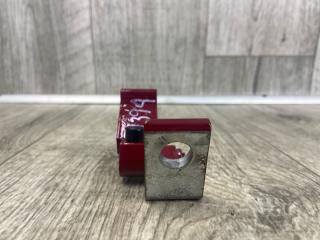 Петля двери передняя правая JETTA USA 10-17