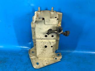 Кронштейн усилителя переднего бампера правый SENTRA B17 12-21 2015 B17 1.8 MRA8DE