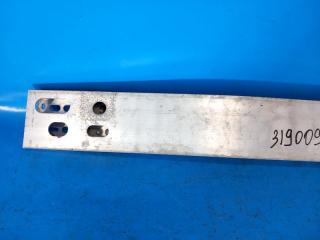 Усилитель переднего бампера PRIUS - 30 09-17 2010 ZVW30