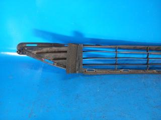 Решетка переднего бампера PRIUS 16- 2017 XW50