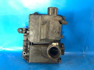 Корпус воздушного фильтра PRIUS - 20 03-11 2006 1NZ-FXE 1.5L