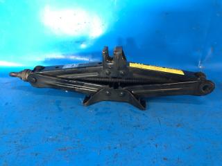 Домкрат TOYOTA PRIUS - 20 03-11 1NZ-FXE 1.5L