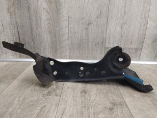 Крепление балки подвески левое G25/G35/G37/Q40 06-14