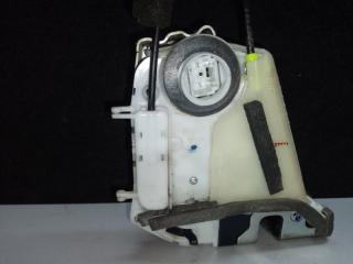 Замок двери задний правый TOYOTA PRIUS - 30 09-17 XW30 1.8 2ZRFXE