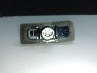 Подсветка номера PRIUS - 30 09-17 2013 1.8 2ZRFXE