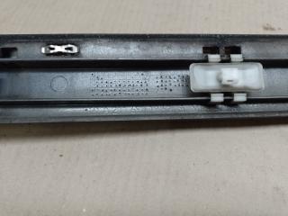 Молдинг двери передний левый MERCEDES E-CLASS W211 02-09 W211 M272972 3.5