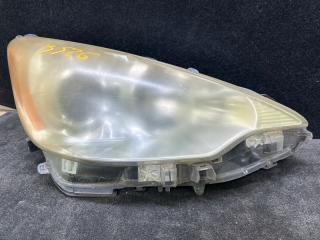 Фара правая PRIUS C/AQUA 11-14 2013 NHP10L 1NZ-FXE 1.5L