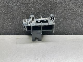 Кронштейн заднего бампера правый LS460 06-12 2007 XF40 4.6 1UR-FSE